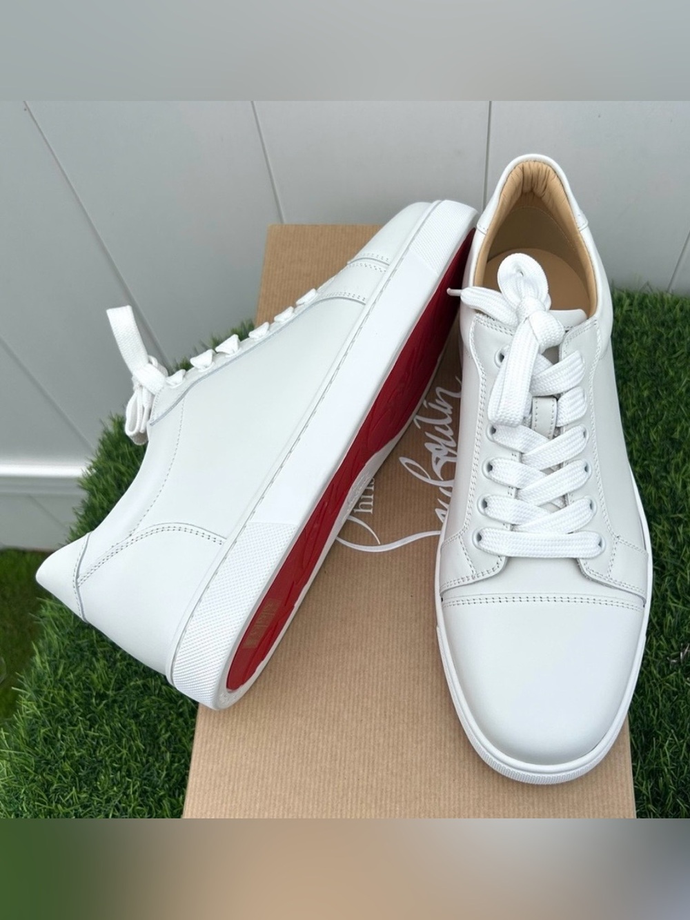 CHRISTIAN LOUBOUTIN VIEIRA FLAT CALF LOW TOP SNEAKERS WHITE LEATHER SZ 40.5 NEW